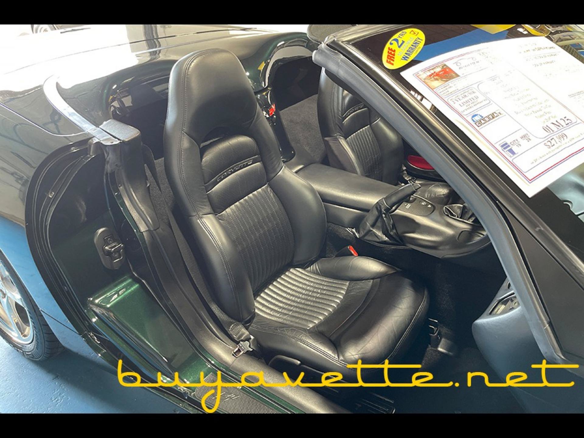 Used 2001 Chevrolet Corvette Convertible w/ Preferred Equipment Group2 RWD image 23