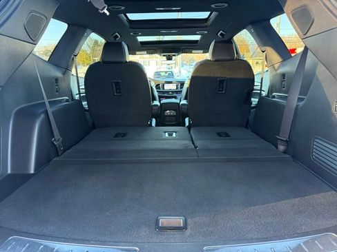 Used 2023 Buick Enclave Avenir w/ Avenir Technology Package image 13