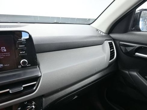 Used 2024 Kia Seltos LX AWD/4WD image 19