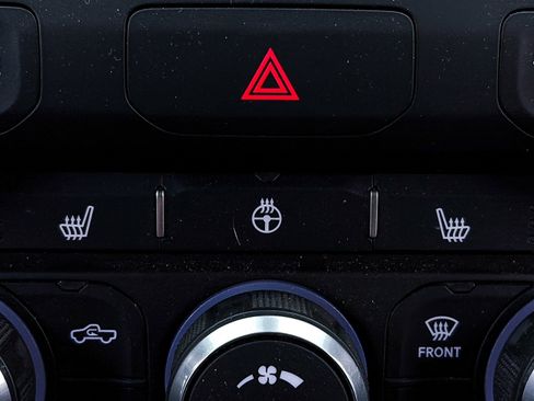 Used 2022 RAM 1500 Big Horn image 24