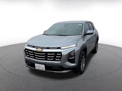 Used 2025 Chevrolet Equinox LT AWD/4WD image 7