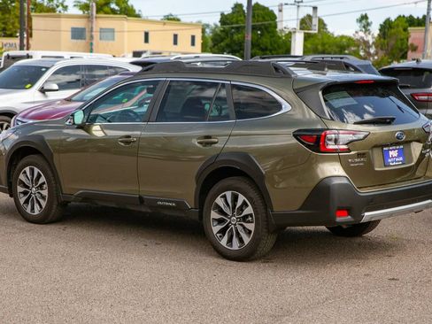 Used 2025 Subaru Outback Limited XT AWD/4WD image 7