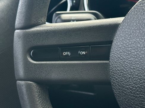 Used 2007 Ford Mustang Coupe image 23