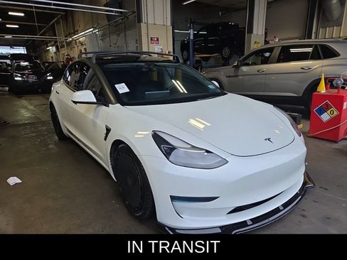 Used 2022 Tesla Model 3 Long Range AWD/4WD image 1