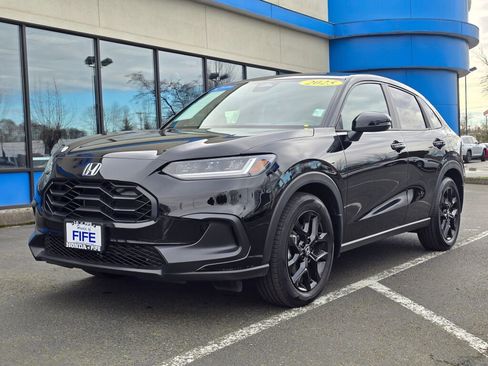 Certified 2025 Honda HR-V Sport image 1