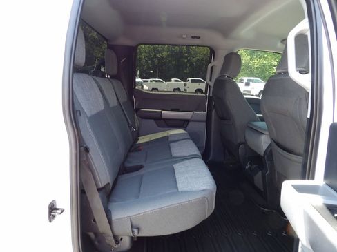 Used 2024 Ford F250 XLT w/ FX4 Off-Road Package AWD/4WD image 40