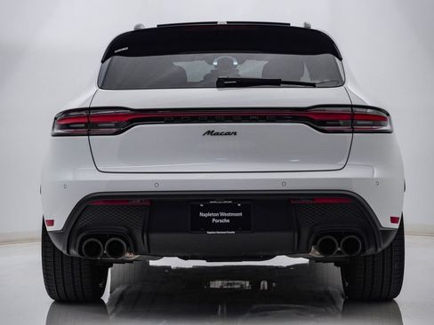 Certified 2026 Porsche Macan AWD/4WD image 10