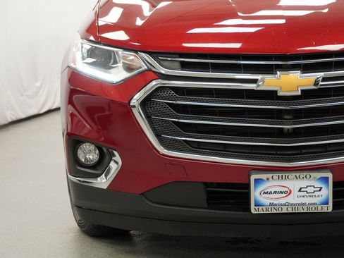 Used 2018 Chevrolet Traverse LT FWD image 40