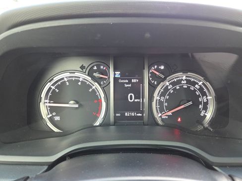 Used 2023 Toyota 4Runner TRD Off-Road Premium w/ Moonroof Package AWD/4WD image 31