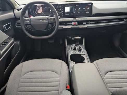 Used 2025 Kia K4 EX FWD image 19