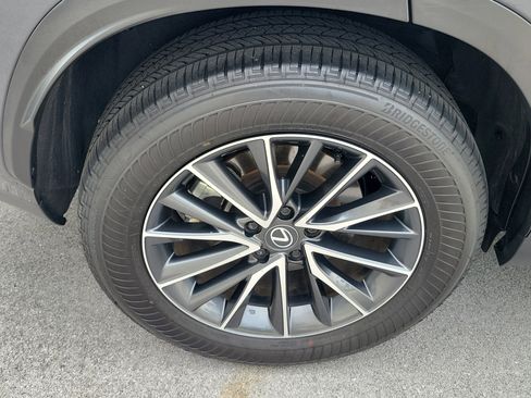 Certified 2025 Lexus NX 250 FWD w/ Premium Package image 7