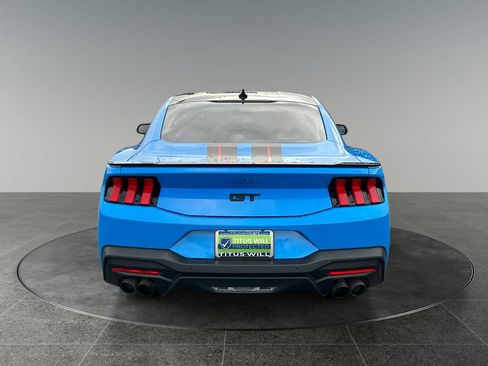 Used 2025 Ford Mustang GT RWD image 9