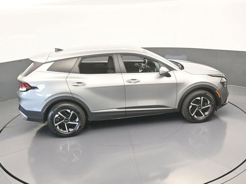 Used 2024 Kia Sportage LX image 53