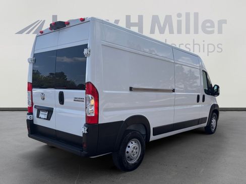 Used 2023 RAM ProMaster 2500 FWD image 5
