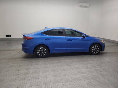 Used 2017 Hyundai Elantra SE image 10
