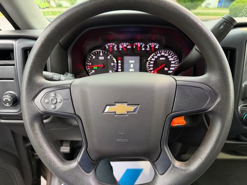 Used 2015 Chevrolet Silverado 1500 W/T RWD image 11