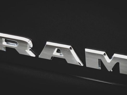 Used 2022 RAM 2500 Big Horn image 7