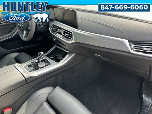 Used 2022 BMW X5 xDrive40i w/ M Sport Package AWD/4WD image 9