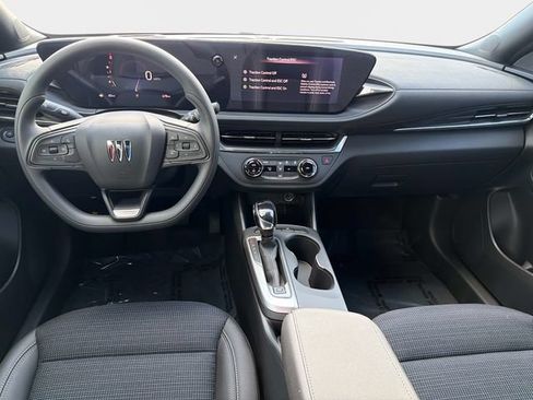 Used 2026 Buick Envista Preferred w/ Advanced Safety Package FWD image 15