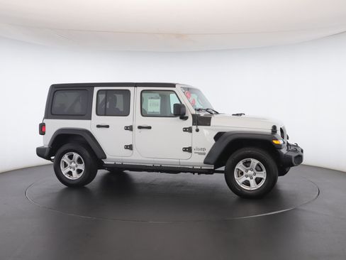 Used 2021 Jeep Wrangler Unlimited Sport image 30