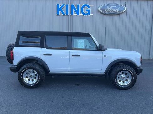 Certified 2024 Ford Bronco Black Diamond image 5