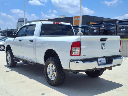 Used 2023 RAM 2500 Big Horn w/ Level 1 Equipment Group AWD/4WD image 2