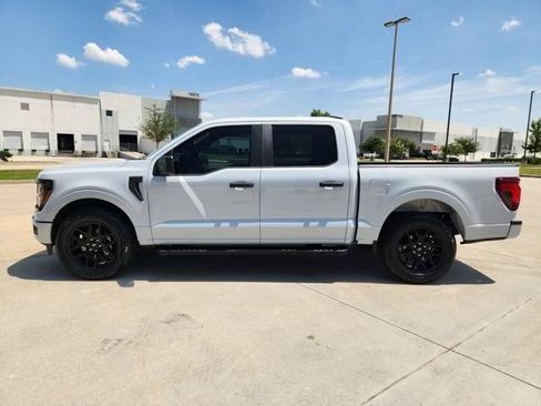 Used 2025 Ford F150 STX w/ STX Black Appearance Package RWD image 4