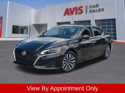 Used 2025 Nissan Altima 2.5 SV