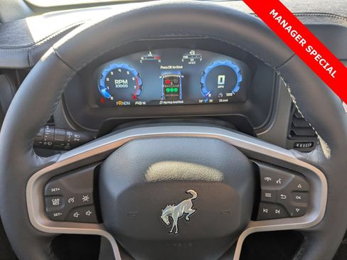 New 2025 Ford Bronco Badlands w/ Sasquatch Package AWD/4WD image 29