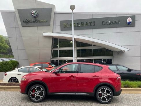 New 2024 Alfa Romeo Tonale Veloce w/ Active Assist Package image 8