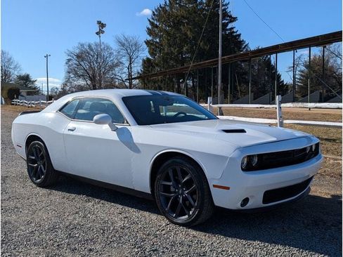 Used 2022 Dodge Challenger SXT w/ Blacktop Package image 3