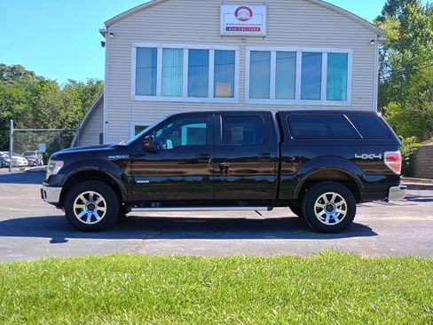 Used 2014 Ford F150 Lariat w/ Equipment Group 502A Luxury AWD/4WD image 2