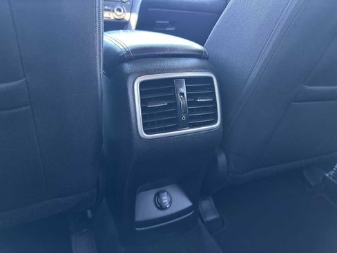 Used 2021 Kia Sportage LX image 20