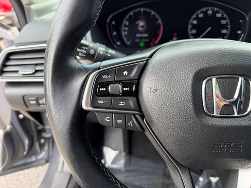 Used 2019 Honda Accord EX-L image 18