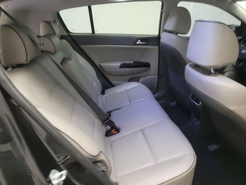 Used 2018 Kia Sportage EX w/ Option Group 040 FWD image 19