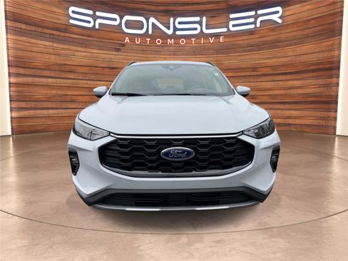 New 2026 Ford Escape ST-Line Select w/ Equipment Group 401A image 9