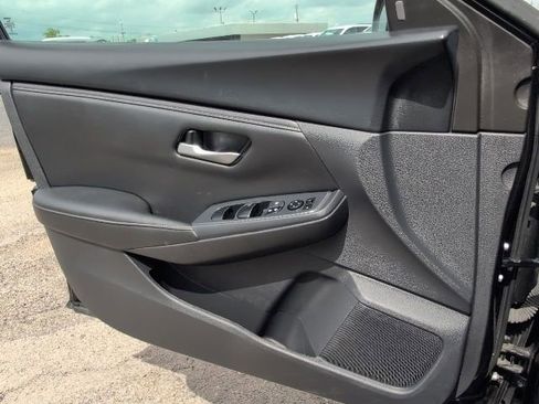 Used 2024 Nissan Sentra SV FWD image 12