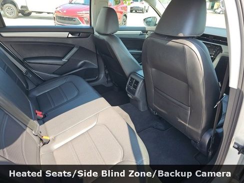 Used 2020 Volkswagen Passat 2.0T SE image 30