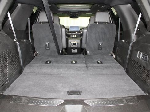 Used 2021 Chevrolet Tahoe RST w/ Luxury Package image 8