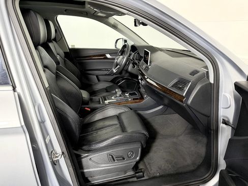 Used 2018 Audi Q5 2.0T Premium Plus w/ Premium Plus Package AWD/4WD image 50