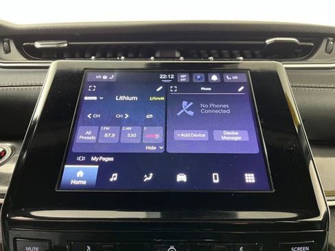 Used 2023 Jeep Grand Cherokee Altitude AWD/4WD image 28