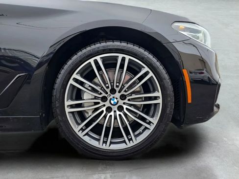 Used 2018 BMW 530e xDrive image 22