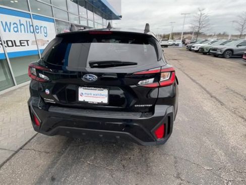 Used 2024 Subaru Crosstrek 2.0i Premium image 7