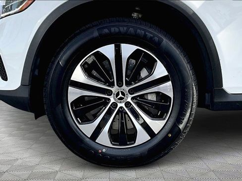 Used 2020 Mercedes-Benz GLC 350e 4MATIC image 35