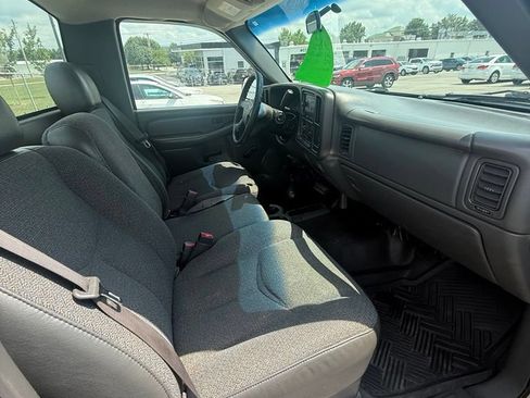 Used 2003 Chevrolet Silverado 2500 W/T AWD/4WD image 13