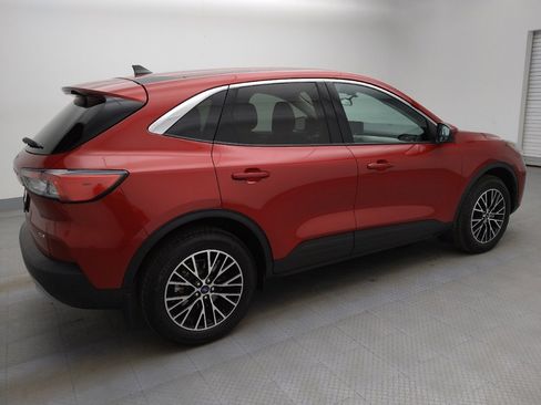 Used 2022 Ford Escape SEL w/ Technology Package image 10