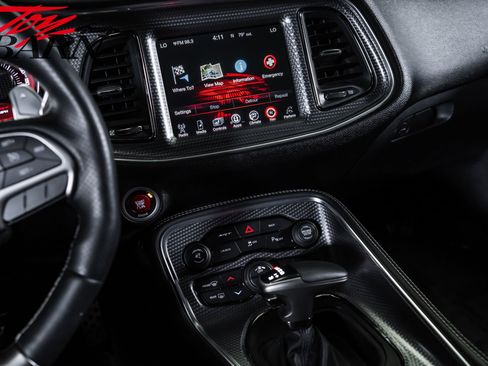Used 2015 Dodge Challenger SRT Hellcat RWD image 35