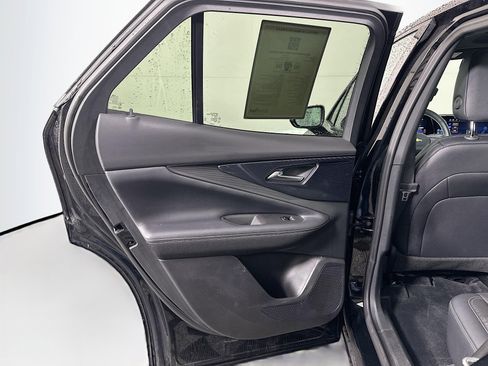 Used 2025 Chevrolet Blazer EV LT image 27