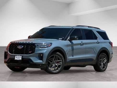 Used 2025 Ford Explorer ST w/ Sun And Sound Package AWD/4WD image 2