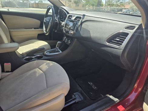 Used 2012 Chrysler 200 Touring image 16
